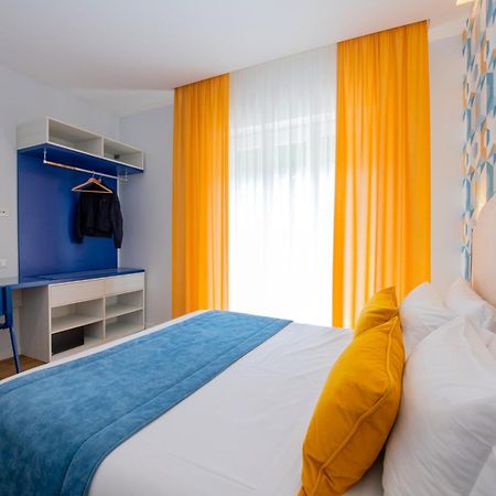 Shabby Chic Seaview Apartments Кастелламмаре-ди-Стабия Экстерьер фото